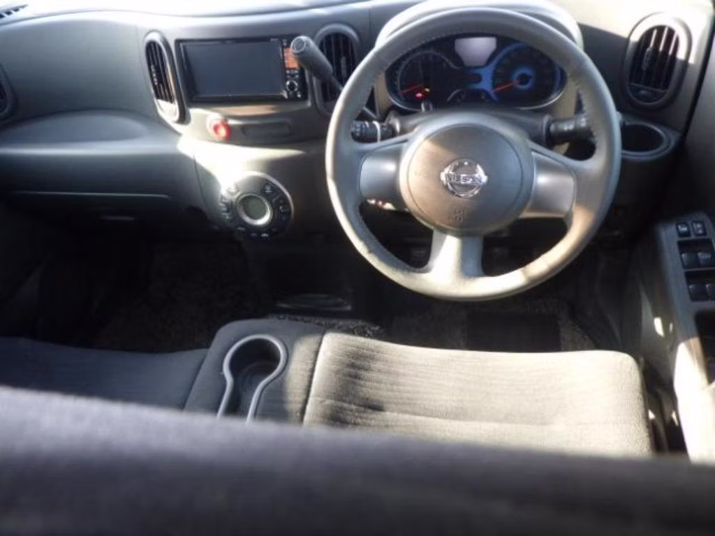 NISSAN CUBE