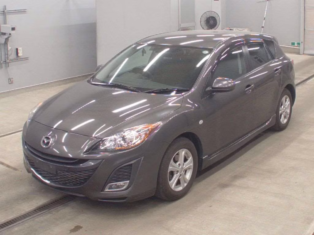 MAZDA AXELA