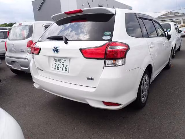 TOYOTA COROLLA FIELDER