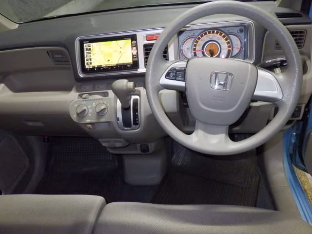 HONDA LIFE