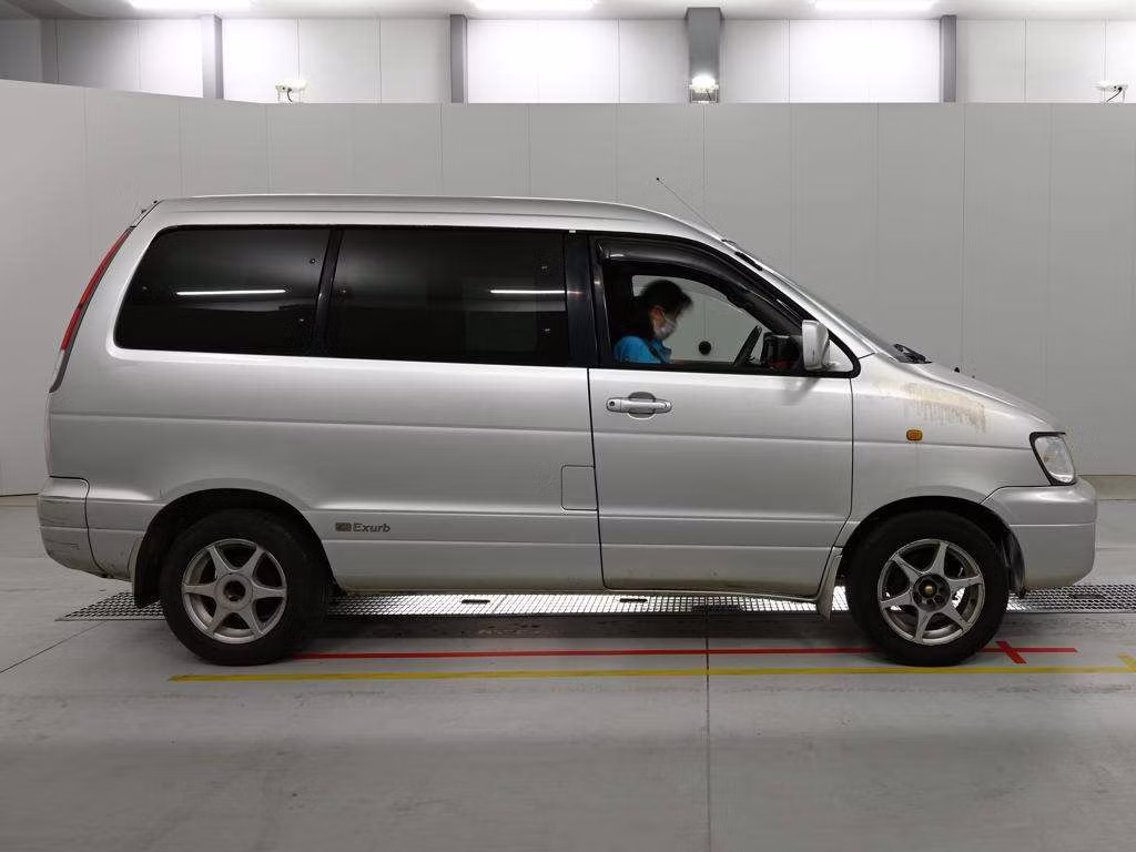 TOYOTA LITE ACE NOAH