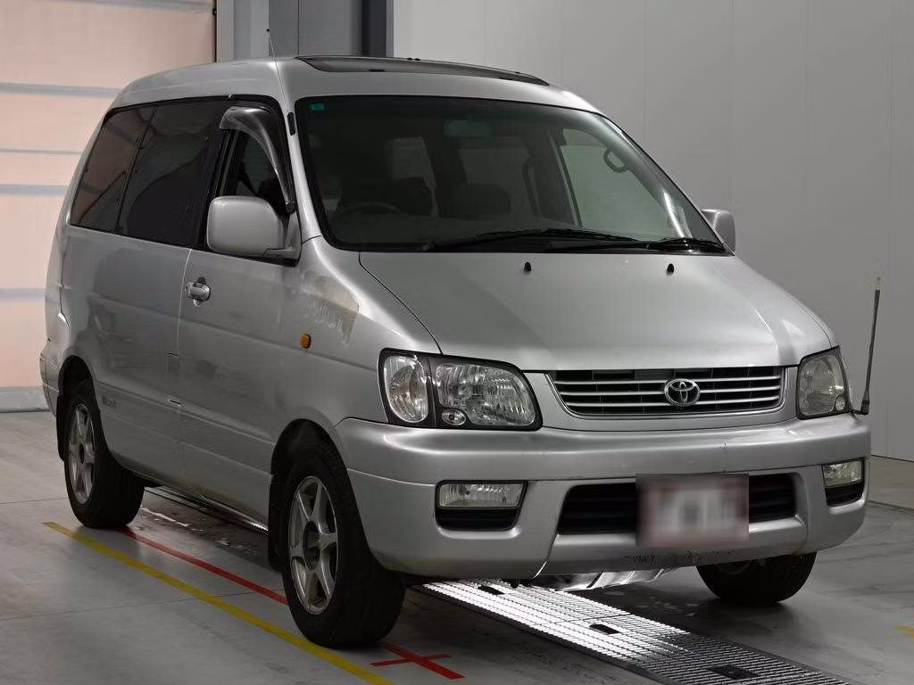 TOYOTA LITE ACE NOAH