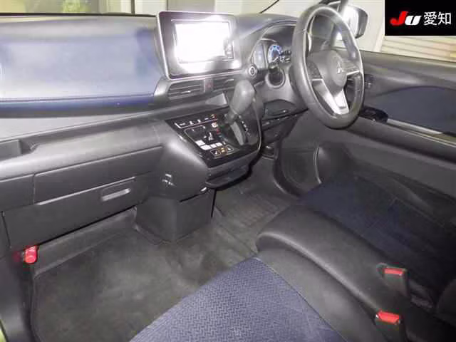 MITSUBISHI EK X