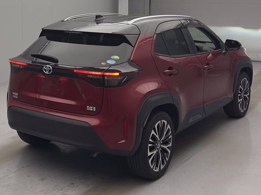 TOYOTA YARIS CROSS