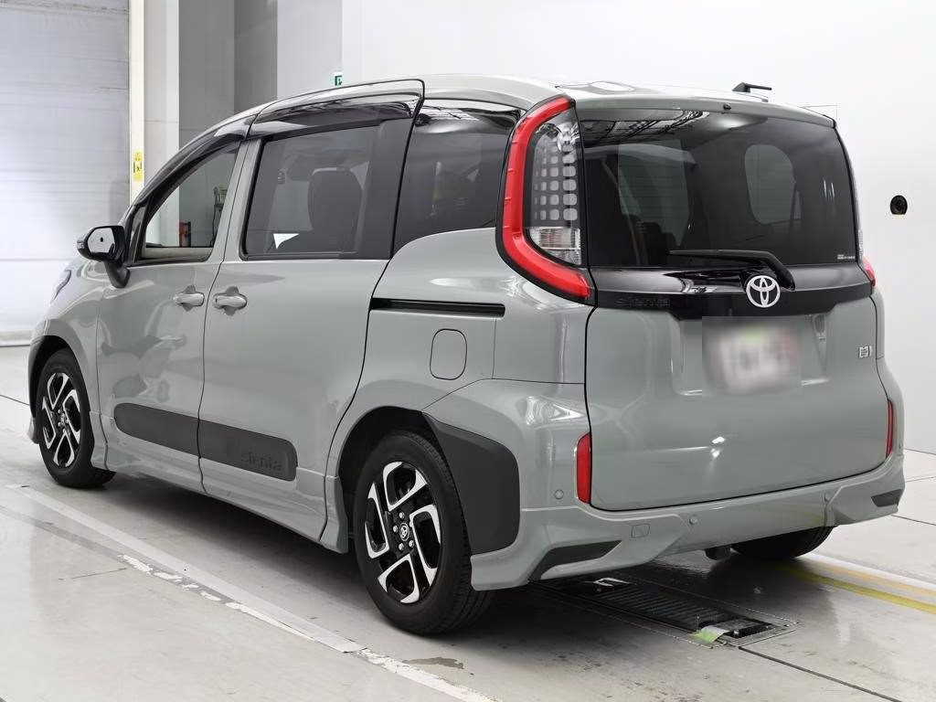 TOYOTA SIENTA