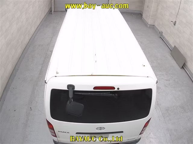 TOYOTA REGIUS ACE