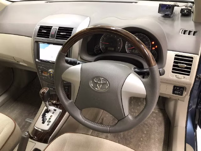 TOYOTA COROLLA AXIO