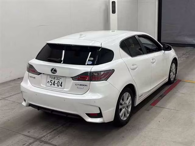 LEXUS CT200H