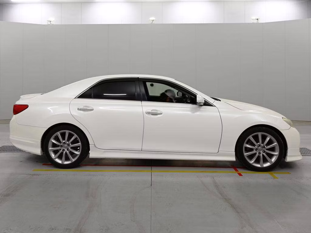 TOYOTA MARK X