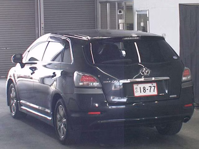 TOYOTA MARK X ZIO