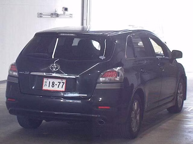 TOYOTA MARK X ZIO