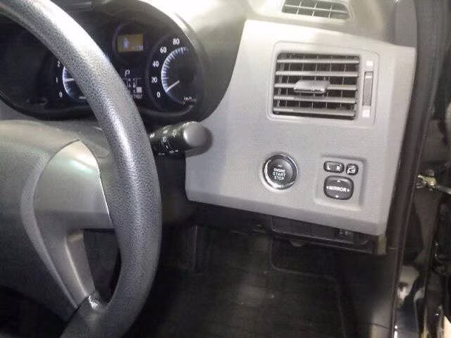 TOYOTA MARK X ZIO