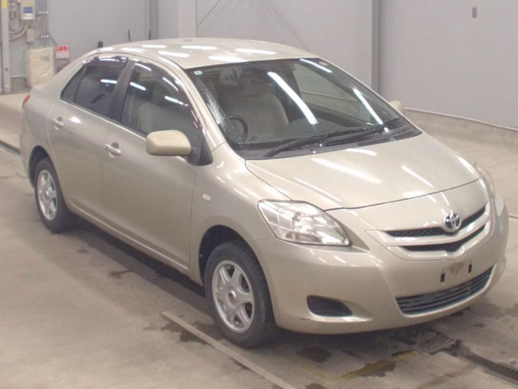 TOYOTA BELTA