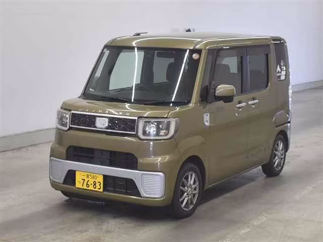 DAIHATSU WAKE