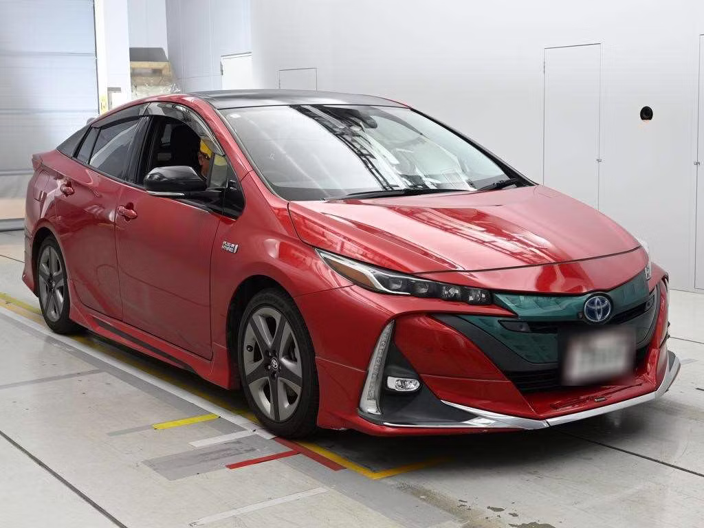 TOYOTA PRIUS PHV