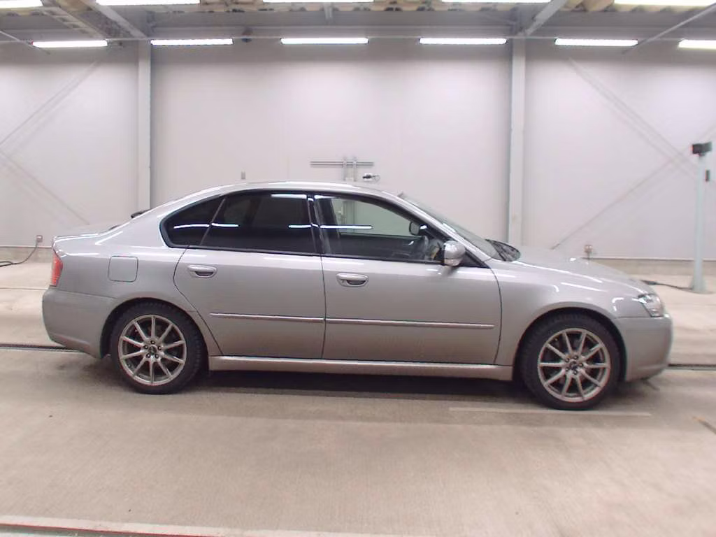 SUBARU LEGACY B4