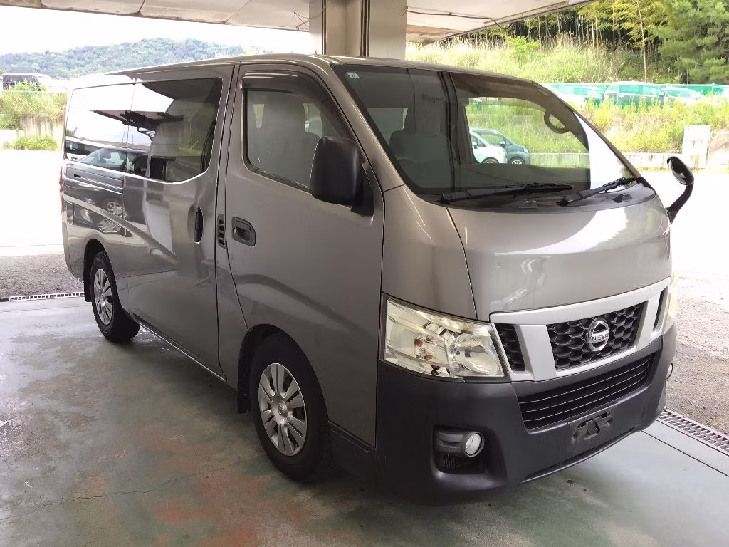 NISSAN NV350 CARAVAN