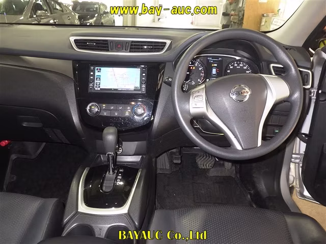 NISSAN X-TRAIL