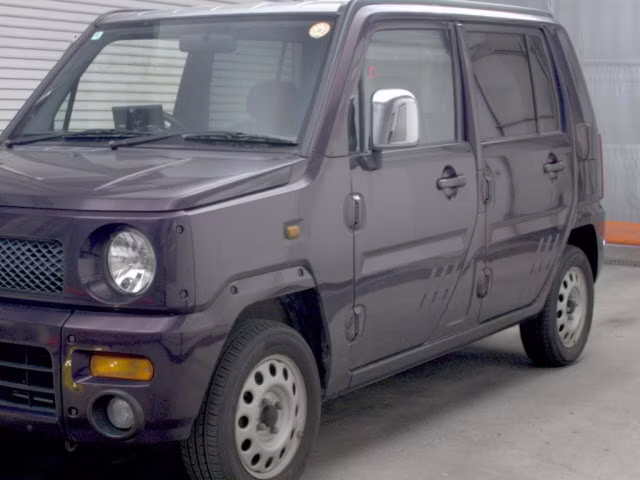 DAIHATSU NAKED