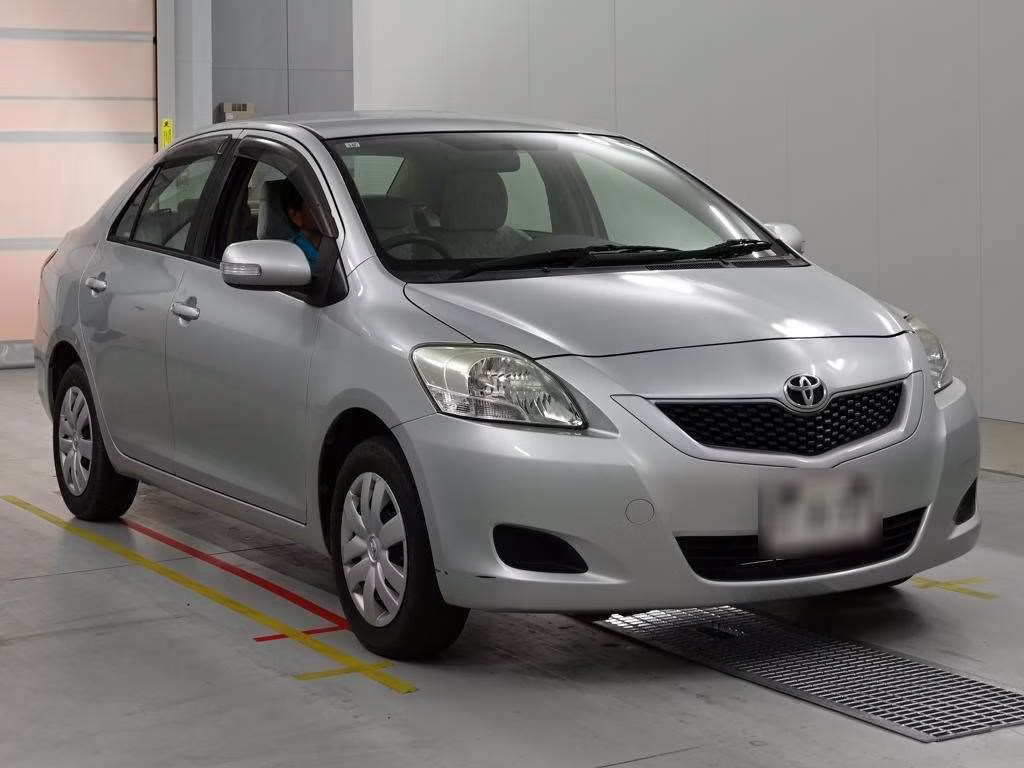 TOYOTA BELTA