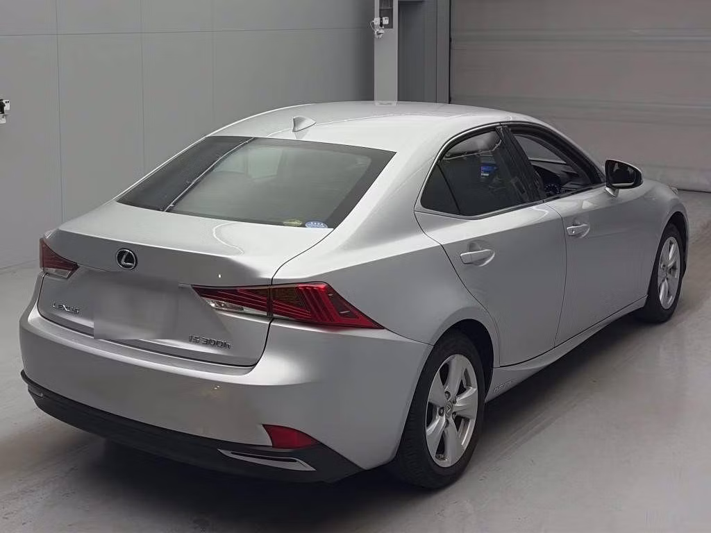 LEXUS IS300H