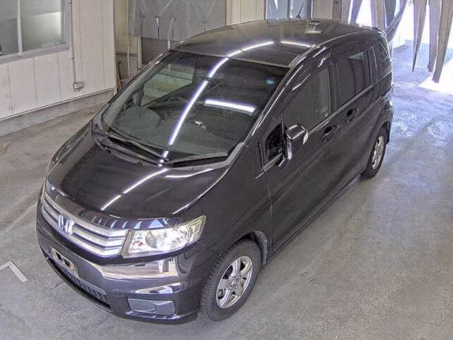 HONDA FREED SPIKE