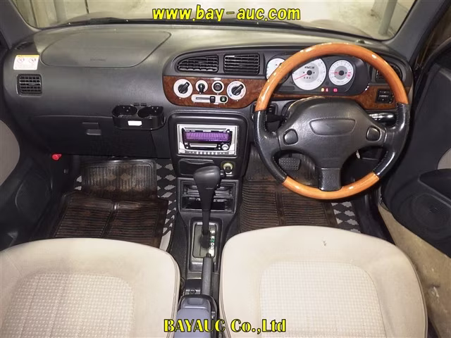 DAIHATSU MIRA GINO