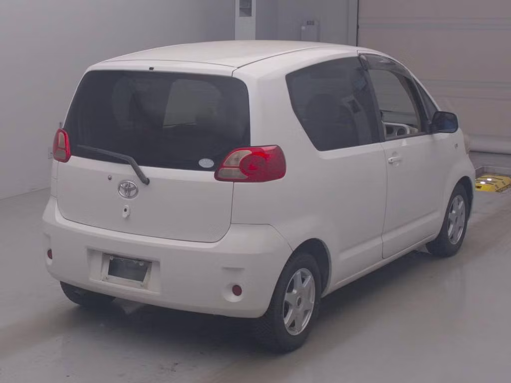TOYOTA PORTE