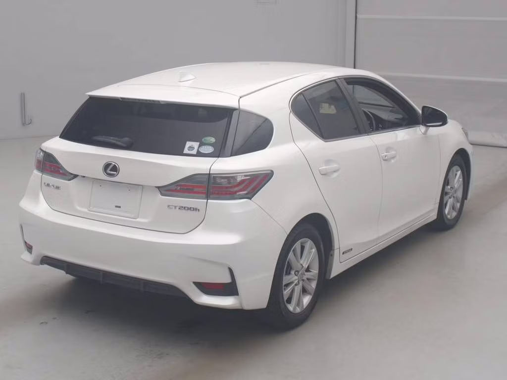 LEXUS CT200H