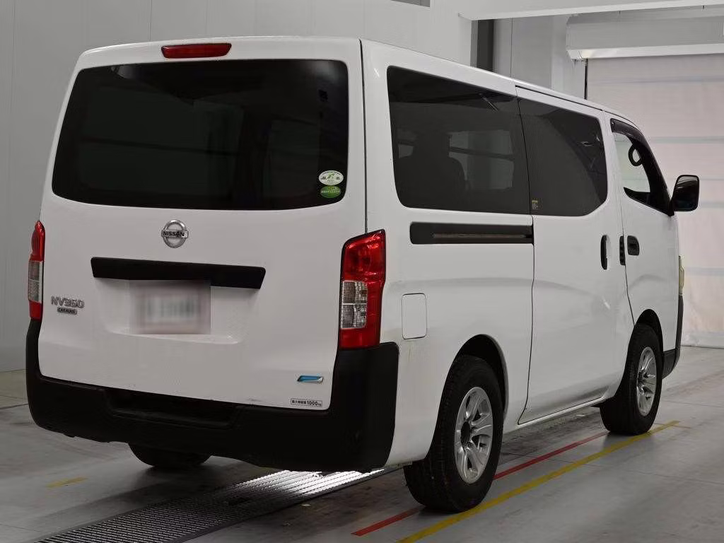 NISSAN NV350 CARAVAN