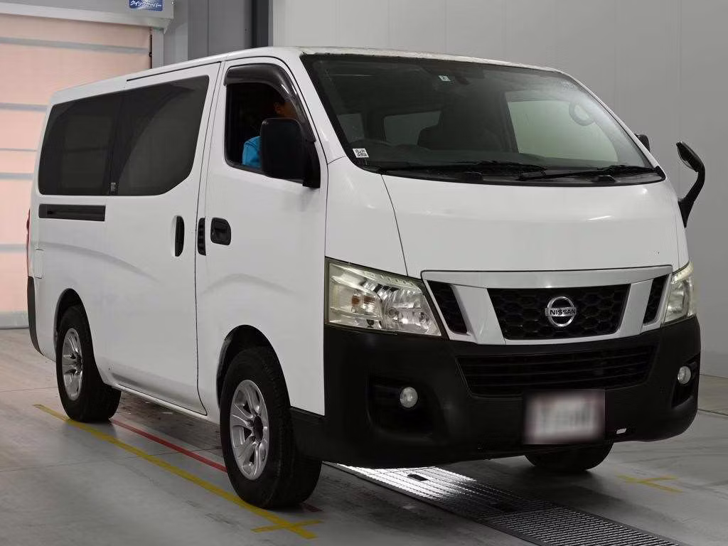 NISSAN NV350 CARAVAN