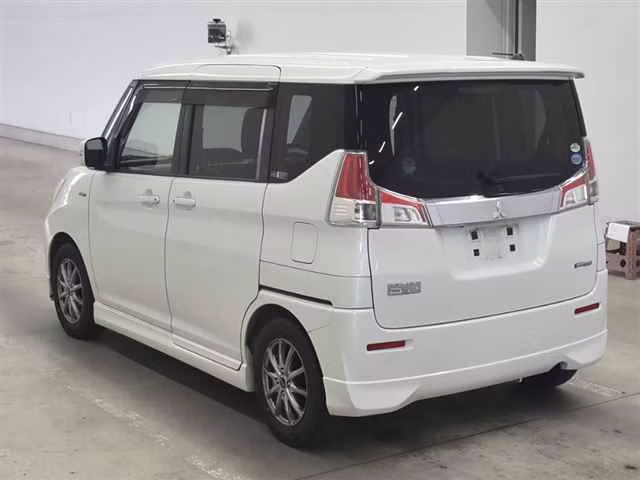 MITSUBISHI DELICA D:2