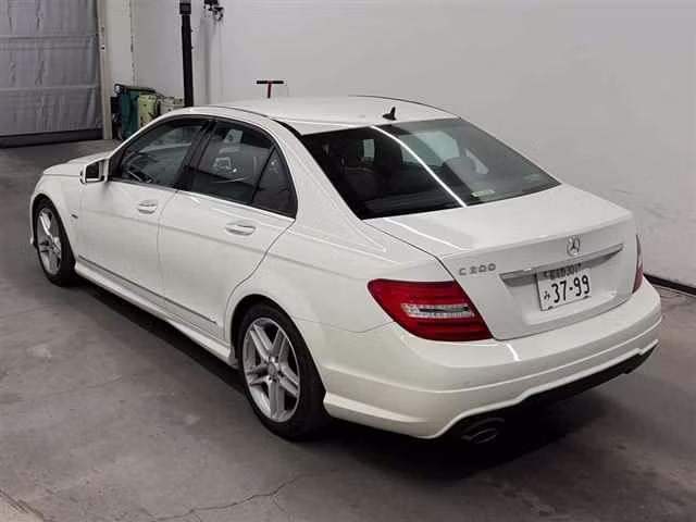 MERCEDES-BENZ C-CLASS