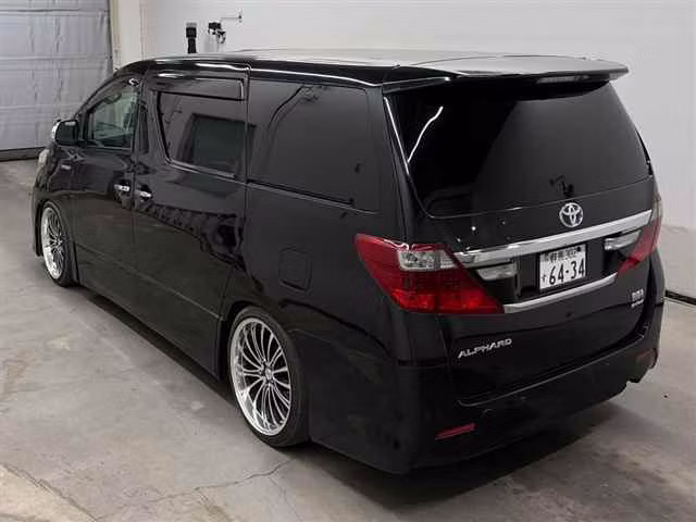TOYOTA ALPHARD