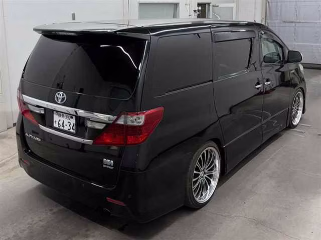 TOYOTA ALPHARD