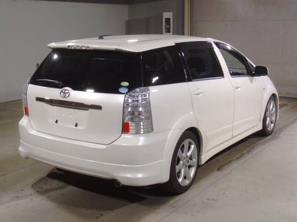 TOYOTA WISH