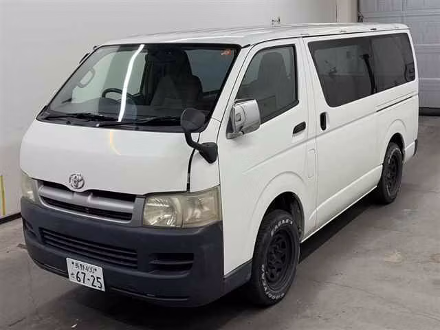 TOYOTA REGIUS ACE