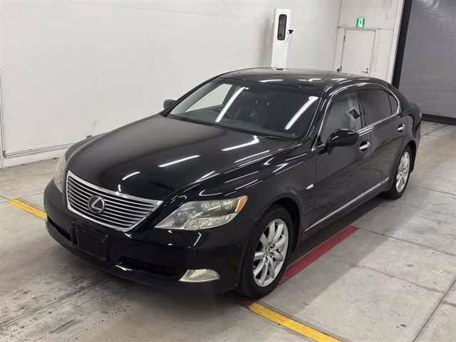 LEXUS LS600H