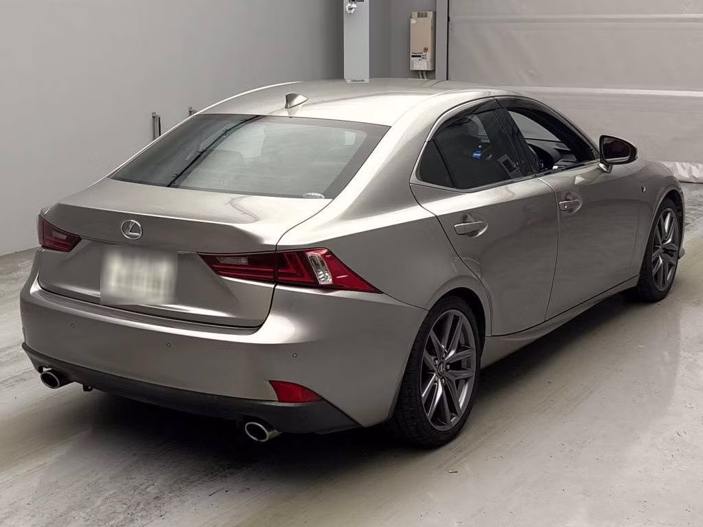 LEXUS IS350