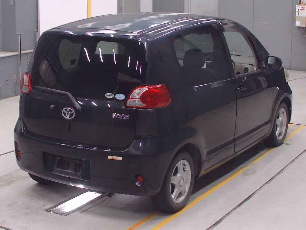 TOYOTA PORTE