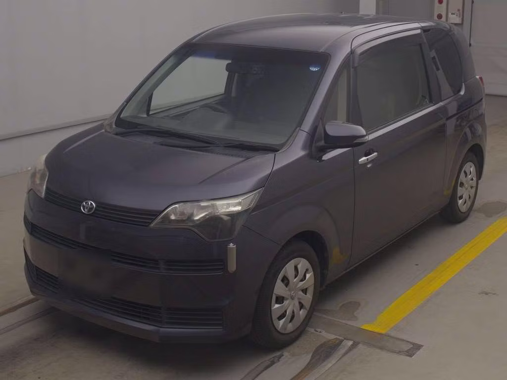 TOYOTA SPADE