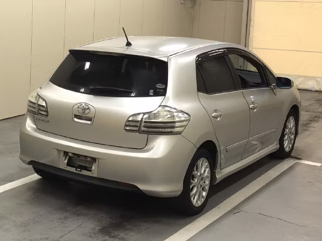 TOYOTA BLADE