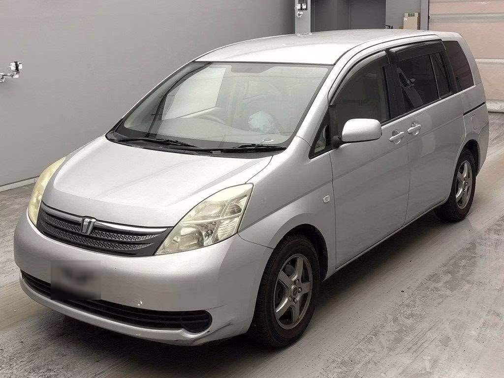 TOYOTA ISIS