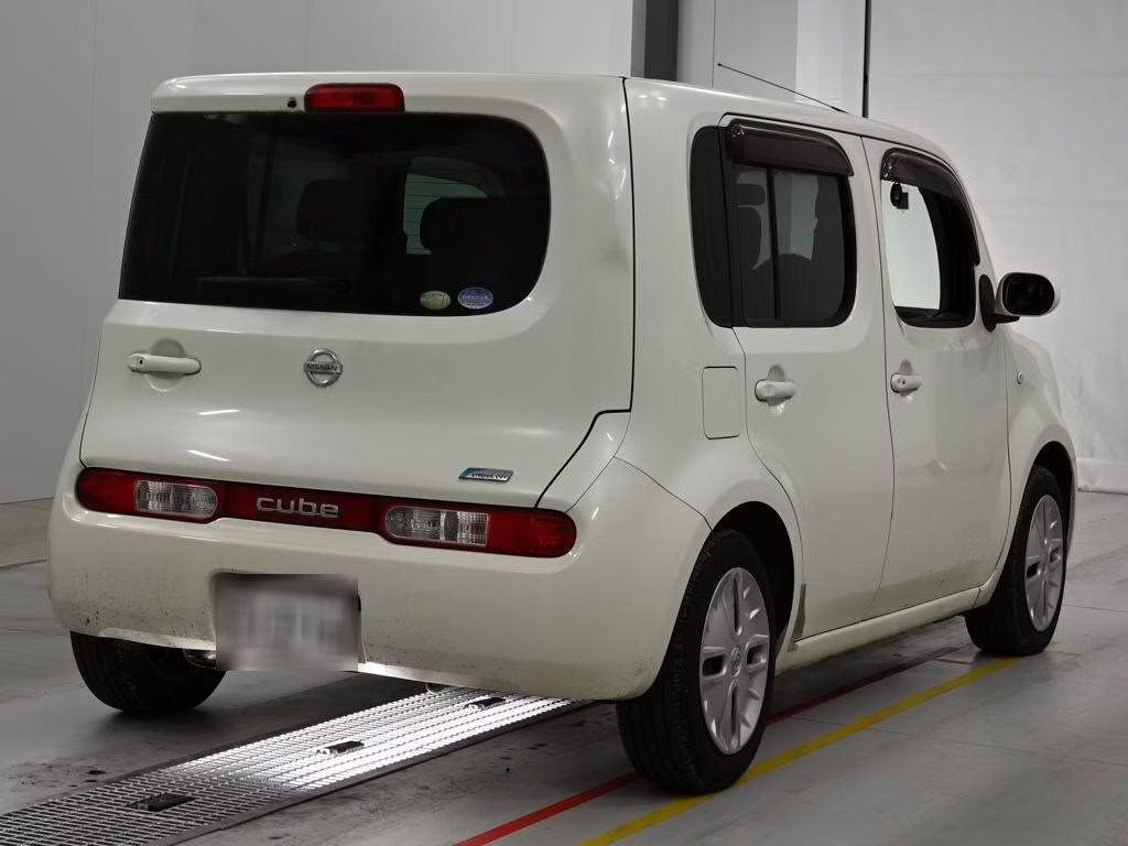 NISSAN CUBE