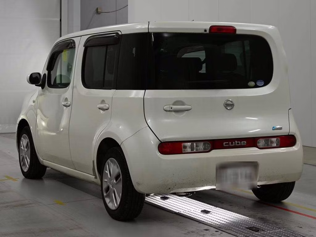 NISSAN CUBE