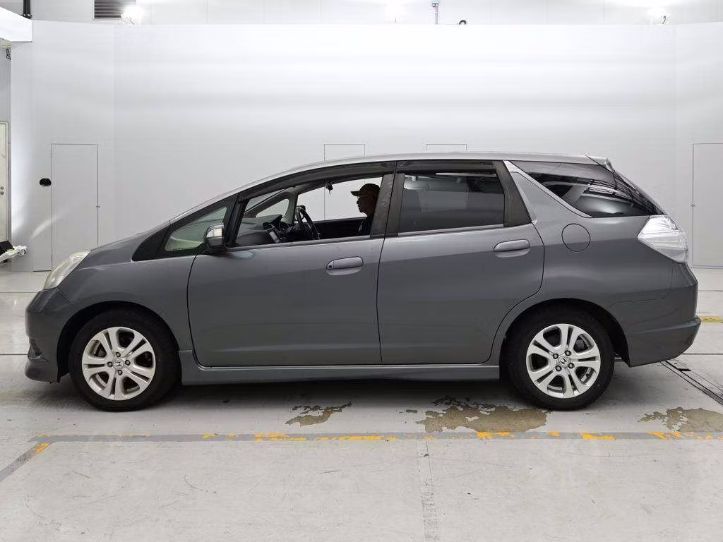 HONDA FIT SHUTTLE
