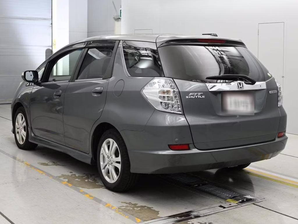 HONDA FIT SHUTTLE