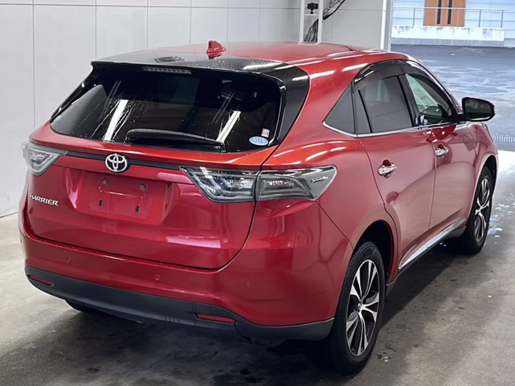 TOYOTA HARRIER