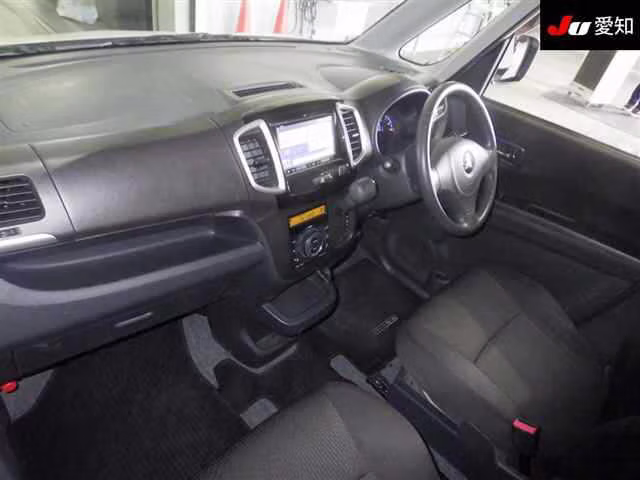 MITSUBISHI DELICA D:2