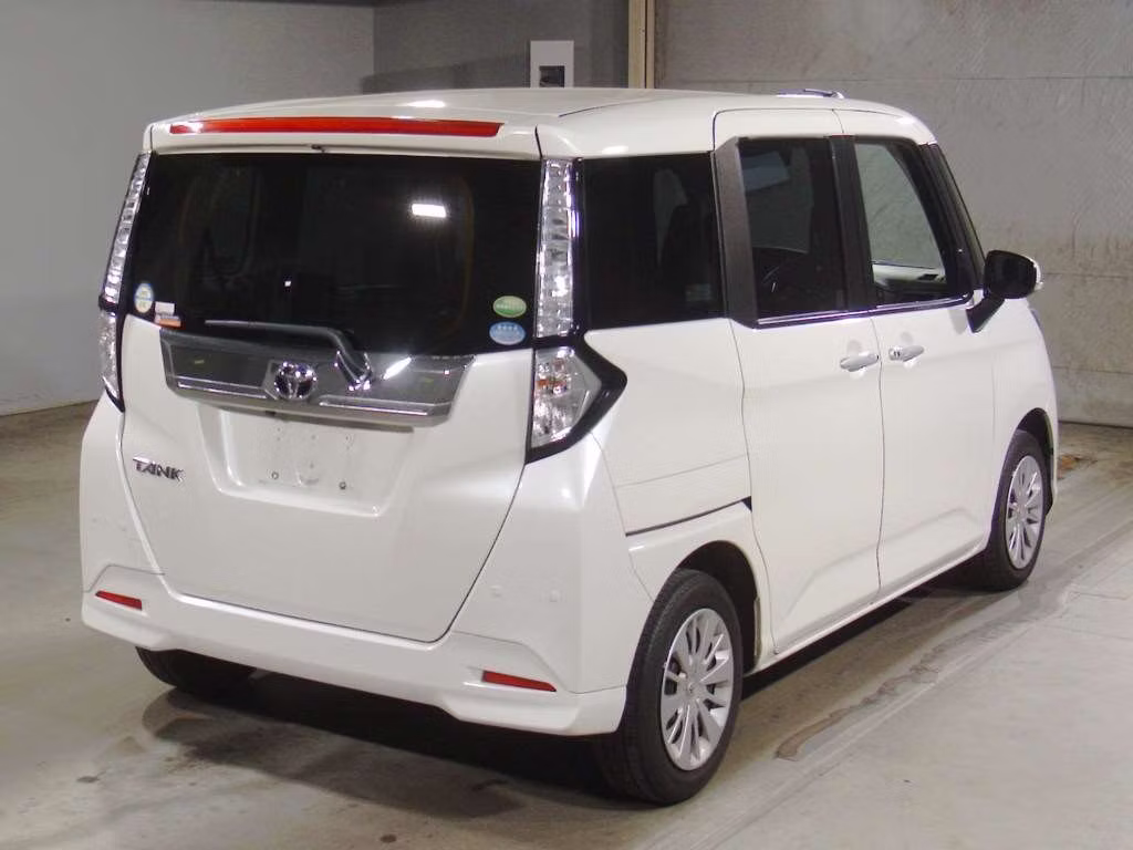 TOYOTA TANK